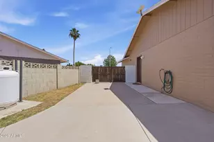 6852 S Terrace Rd, Tempe, AZ 85283 - Photo 51