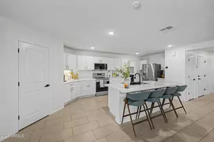 2732 N 154th Dr, Goodyear, AZ 85395 - Photo 9