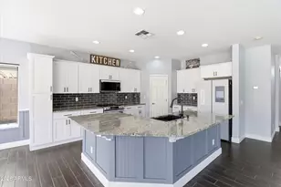 10038 E Los Lagos Vista Ave, Mesa, AZ 85209 - Photo 9