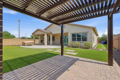 3930 E Chestnut Lane, Gilbert, AZ 85298 - Photo 5