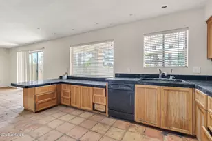 3530 S Kachina Dr, Tempe, AZ 85282 - Photo 19