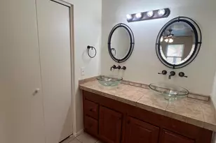 1321 E Morrow Dr, Phoenix, AZ 85024 - Photo 25