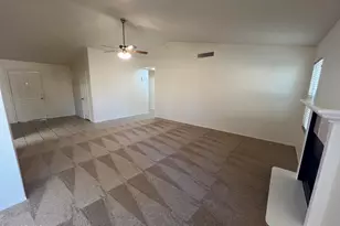 1321 E Morrow Dr, Phoenix, AZ 85024 - Photo 9