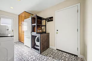 309 W Flynn Ln, Phoenix, AZ 85013 - Photo 31