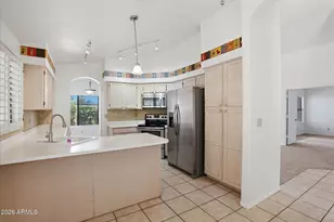 246 E Vaughn Ave, Gilbert, AZ 85234 - Photo 7