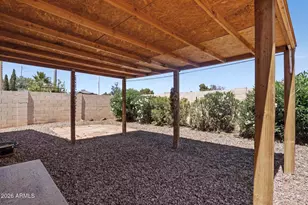 246 E Vaughn Ave, Gilbert, AZ 85234 - Photo 21