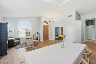 4332 E Melinda Ln, Phoenix, AZ 85050 - Photo 21