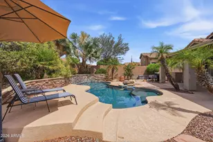 4332 E Melinda Ln, Phoenix, AZ 85050 - Photo 9