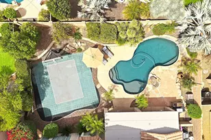 4332 E Melinda Ln, Phoenix, AZ 85050 - Photo 13