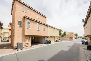 2032 N 78th Glen, Phoenix, AZ 85035 - Photo 23