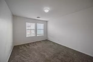 2032 N 78th Glen, Phoenix, AZ 85035 - Photo 11