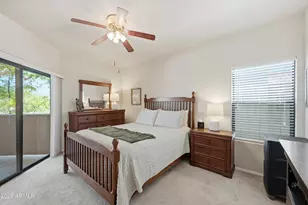 9151 W Greenway Rd, Peoria, AZ 85381 - Photo 15