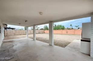 11820 N 42nd Dr, Phoenix, AZ 85029 - Photo 21