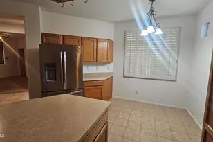 22946 W Desert Bloom St, Buckeye, AZ 85326 - Photo 15