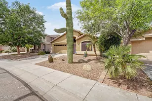 930 E Palomino Way, San Tan Valley, AZ 85143 - Photo 3