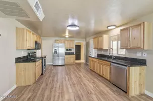 13421 N Betty Angel Way, Florence, AZ 85132 - Photo 11