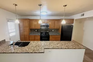 1904 E Greenway Dr, Tempe, AZ 85282 - Photo 5