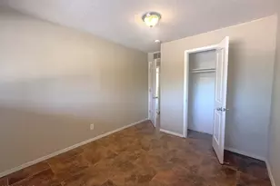 2335 E Beverly Ln, Phoenix, AZ 85022 - Photo 7