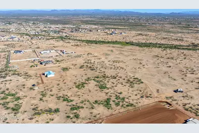 1 239th Avenue #-, Wittmann, AZ 85361 - Photo 9