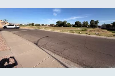 8587 N 107th Lane, Peoria, AZ 85345 - Photo 21