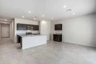 17446 W Illini St, Goodyear, AZ 85338 - Photo 7