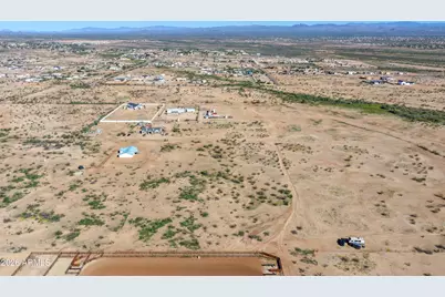 4 239th Avenue #-, Wittmann, AZ 85361 - Photo 7