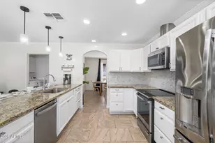 4017 W Angela Dr, Glendale, AZ 85308 - Photo 11