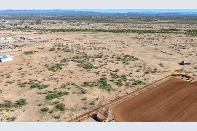 3 239th Avenue #-, Wittmann, AZ 85361 - Photo 17