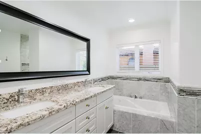 5328 E Pinchot Avenue, Phoenix, AZ 85018 - Photo 13