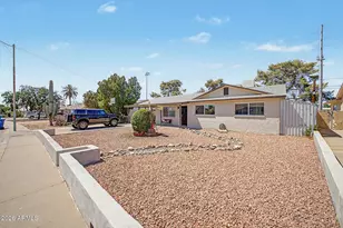 3234 W Corrine Dr, Phoenix, AZ 85029 - Photo 3