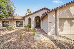 16451 North 47th Pl, Phoenix, AZ 85032 - Photo 1