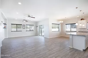 10683 W Buena Vista Dr, Arizona City, AZ 85123 - Photo 5