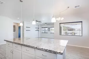10683 W Buena Vista Dr, Arizona City, AZ 85123 - Photo 13