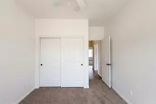 606 W Beautiful Ln, Phoenix, AZ 85041 - Photo 13