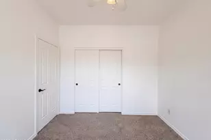 606 W Beautiful Ln, Phoenix, AZ 85041 - Photo 11