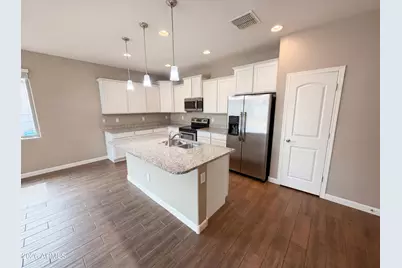 23680 W Magnolia Drive, Buckeye, AZ 85326 - Photo 7