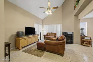 601 E Wescott Dr, Phoenix, AZ 85024 - Photo 9