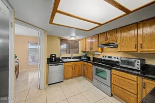 601 E Wescott Dr, Phoenix, AZ 85024 - Photo 17