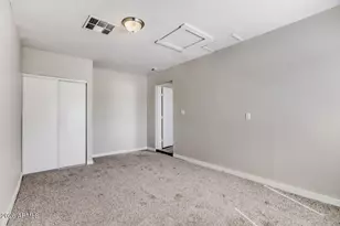 8844 N 40th Ave, Phoenix, AZ 85051 - Photo 21