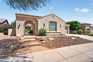6894 W Mazatzal Dr, Peoria, AZ 85383 - Photo 3