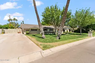 222 E Hayward Ave, Phoenix, AZ 85020 - Photo 29