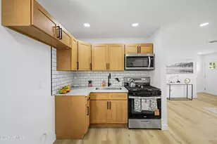 4216 N 31st Dr, Phoenix, AZ 85017 - Photo 9