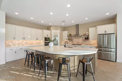 20264 W San Juan Avenue, Litchfield Park, AZ 85340 - Photo 11