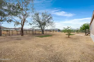 3667 W Allen Rd, San Tan Valley, AZ 85144 - Photo 27