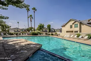528 S Sunrise Dr, Gilbert, AZ 85233 - Photo 31