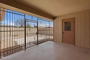 2201 E Gretta Pl, Phoenix, AZ 85022 - Photo 29