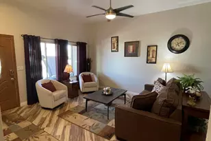 9110 W Long Hills Dr, Sun City, AZ 85351 - Photo 3