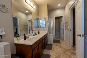 3104 S Lois Ln, Gilbert, AZ 85295 - Photo 31