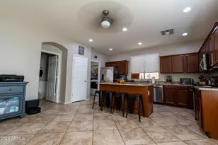 3104 S Lois Ln, Gilbert, AZ 85295 - Photo 9