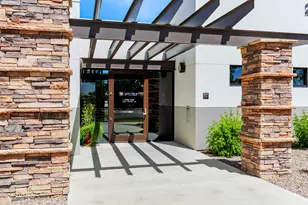 3104 S Lois Ln, Gilbert, AZ 85295 - Photo 47